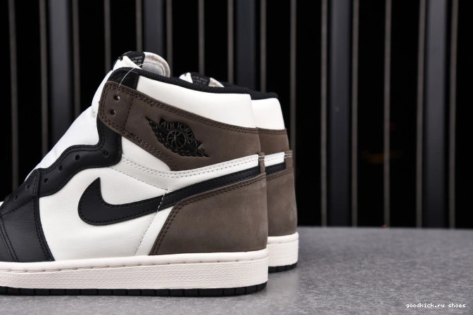 DARK AIR 1 JORDAN HIGH 555088-105 RETRO MOCHA 0717
